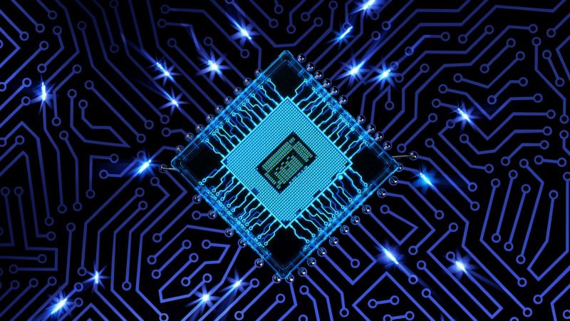 ein Halbleiterchip auf blauem Untergrund